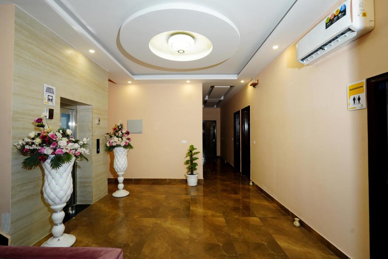 Expomart Inn Greater Noida Exterior foto